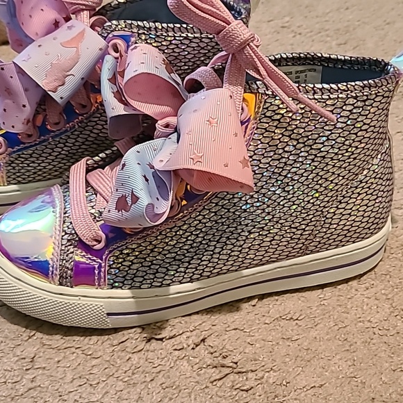 JoJo Siwa Sneakers - Picture 3 of 3
